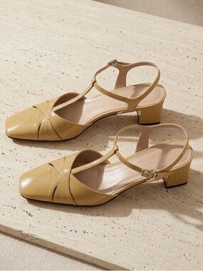 STUART WEITZMAN Mustard Patent Leather T-Strap Slingback Pumps Size 8 Luxury